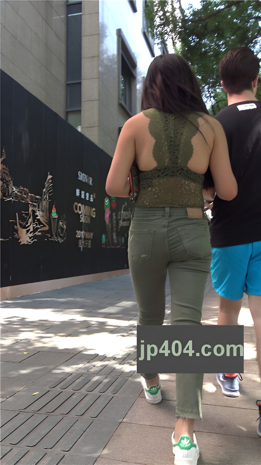 丰满的妹子[1.73G/MP4]