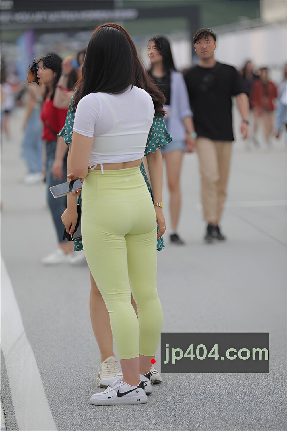 黄色高腰瑜伽裤美女(21P)[163M/JPG]