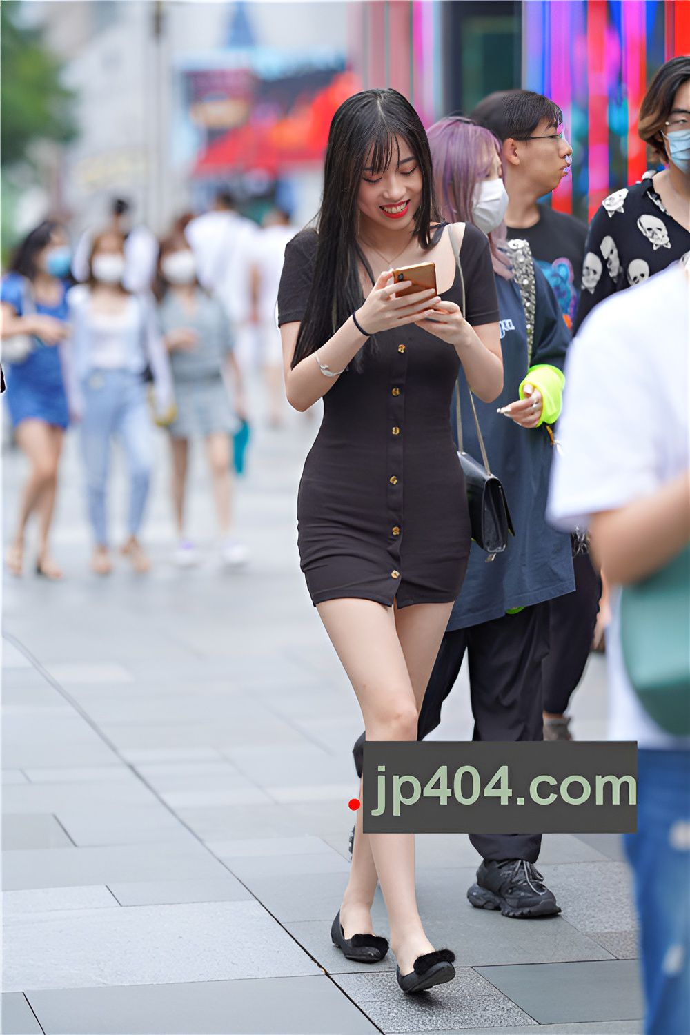 黑色连体紧身裙美女(23P)[238M/JPG]