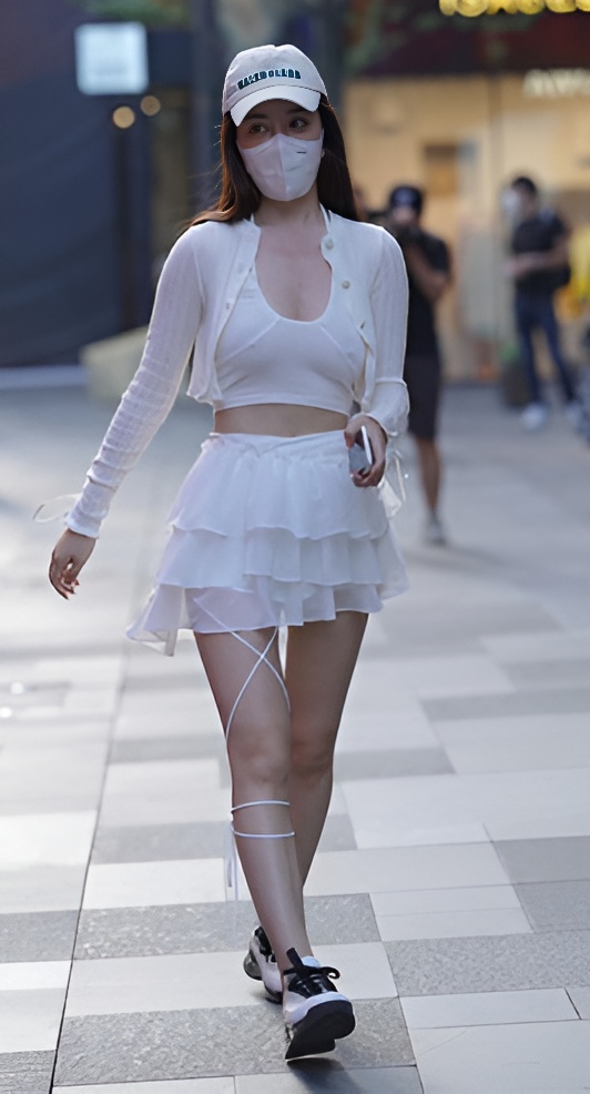 性感的短裙美女【套图+视频】 性感的短裙美女【套图+视频】