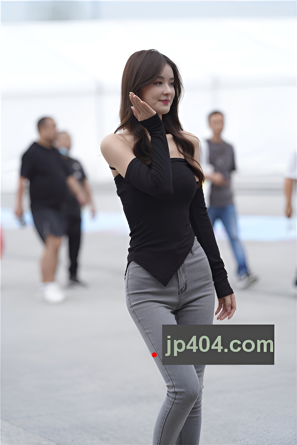 灰色牛仔裤美女【套图+视频】