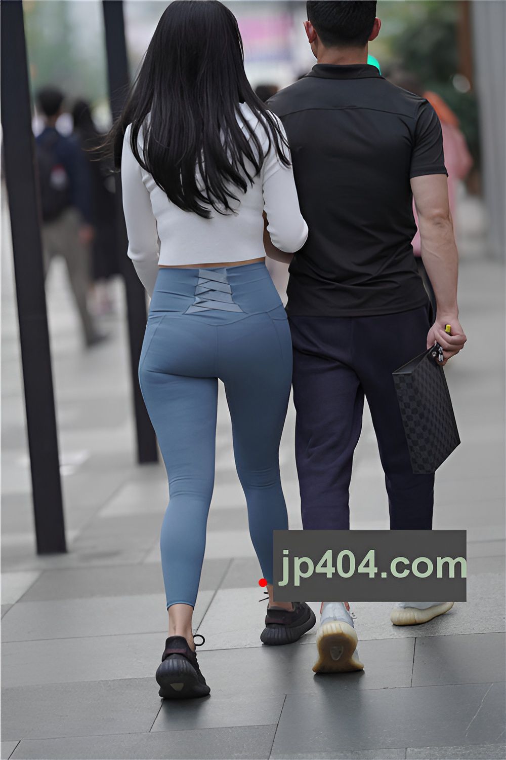 性感高腰超紧裤美女【套图+视频】