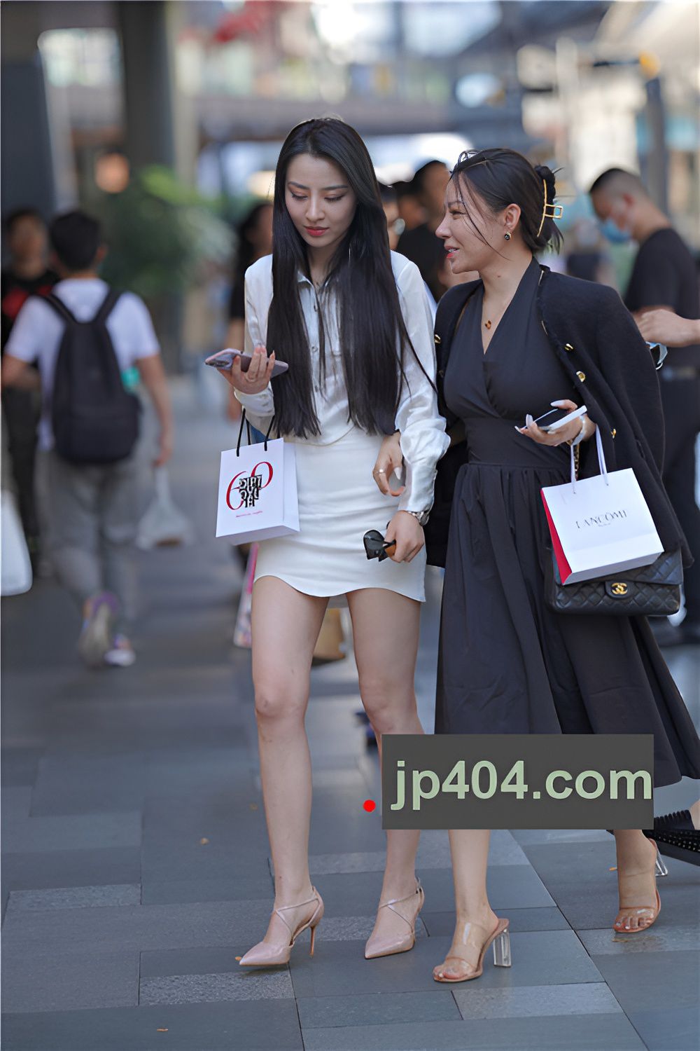 白色包臀裙美女【套图+视频】