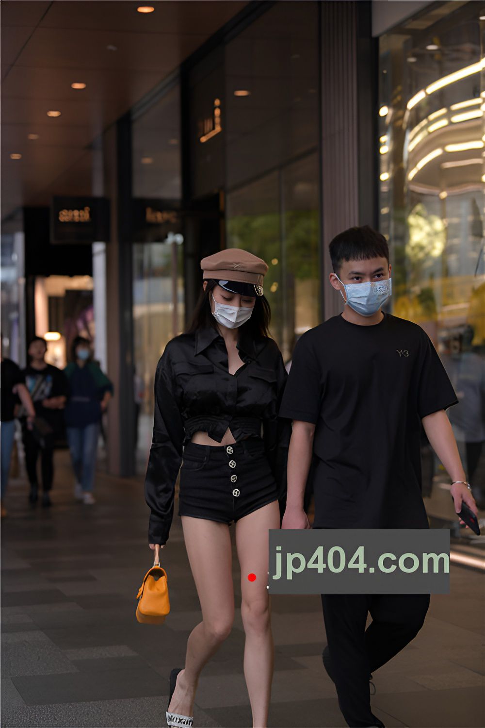 黑色牛仔热裤小姐姐(95P)[2.07G/JPG]