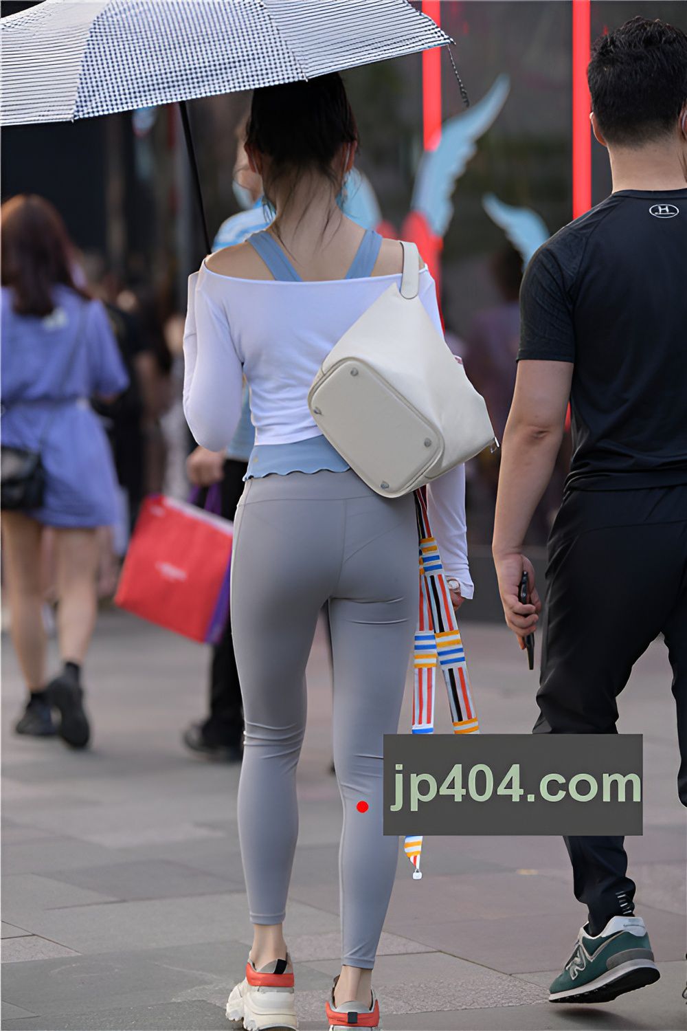 灰色紧身裤小姐姐(60P)[1.34G/JPG]