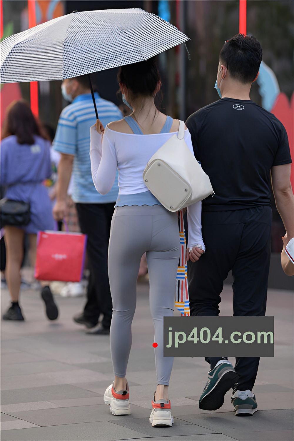 灰色紧身裤小姐姐(60P)[1.34G/JPG]