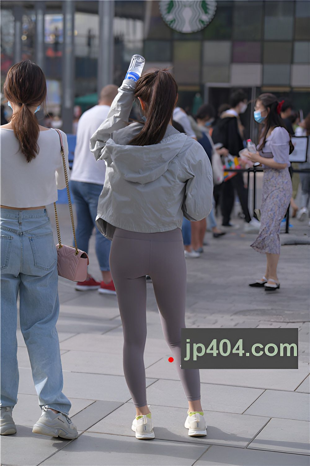 漂亮的紧身瑜伽裤小姐姐(54P)[1.25G/JPG]