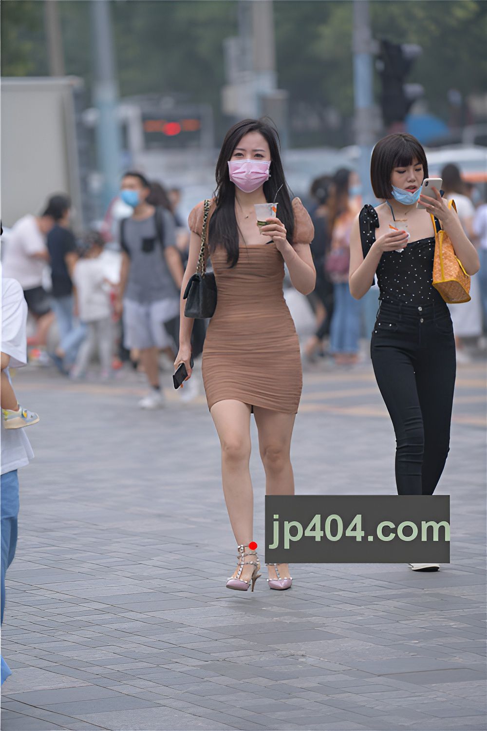 包臀紧身裙美女(69P)[1.76G/JPG]