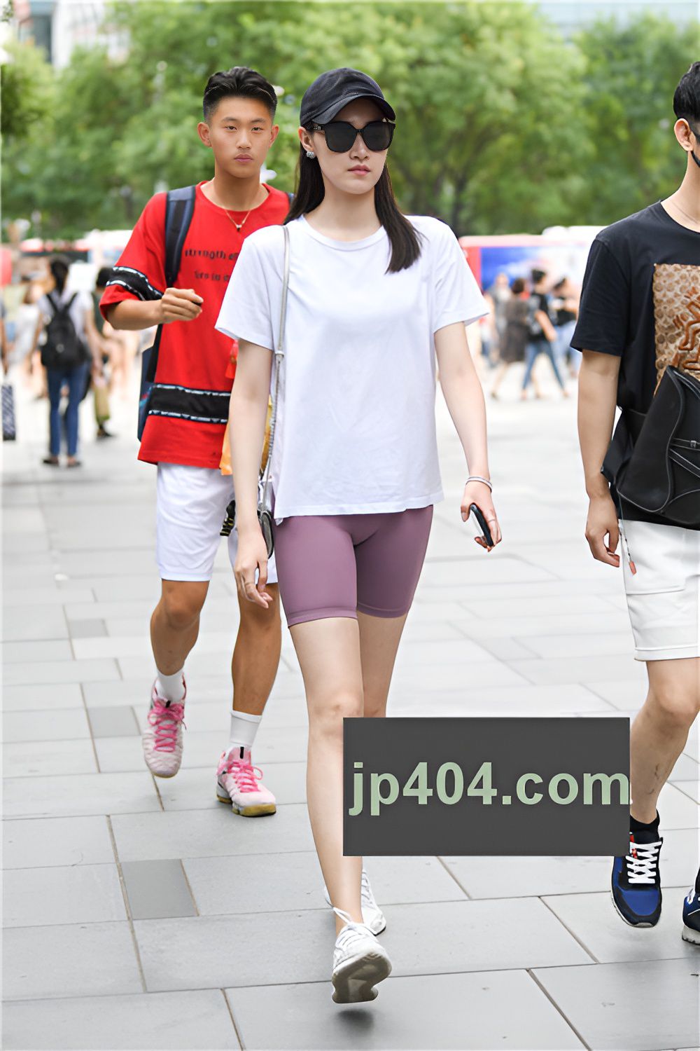 长腿紧身裤美女(42P)[519M/JPG]