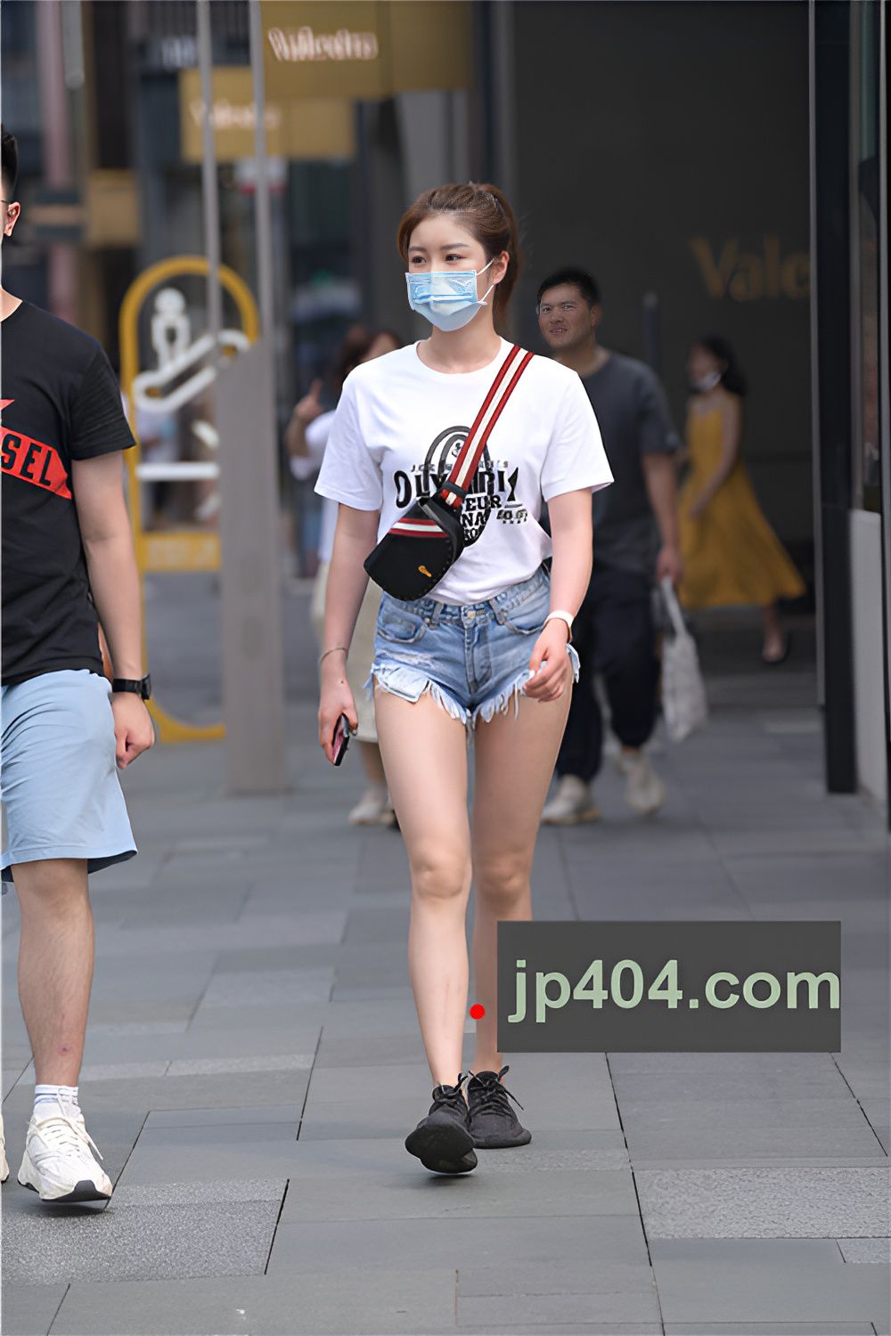 毛边牛仔裤小姐姐(117P)[2.48G/JPG]