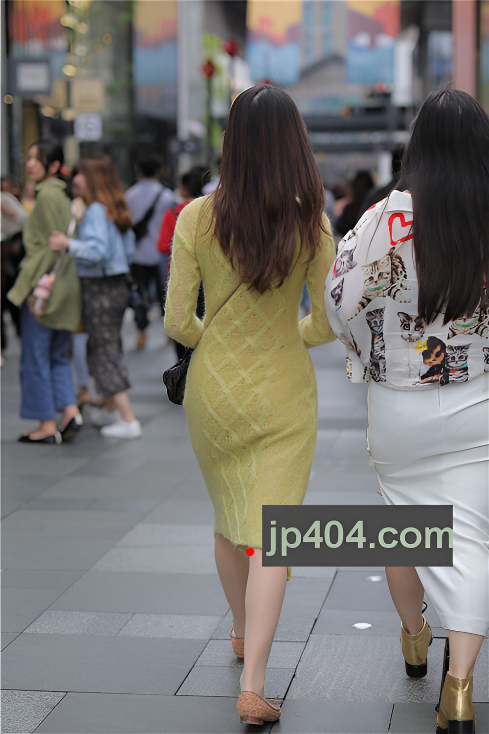 连体包臀长裙妹子(55P)[515M/JPG]