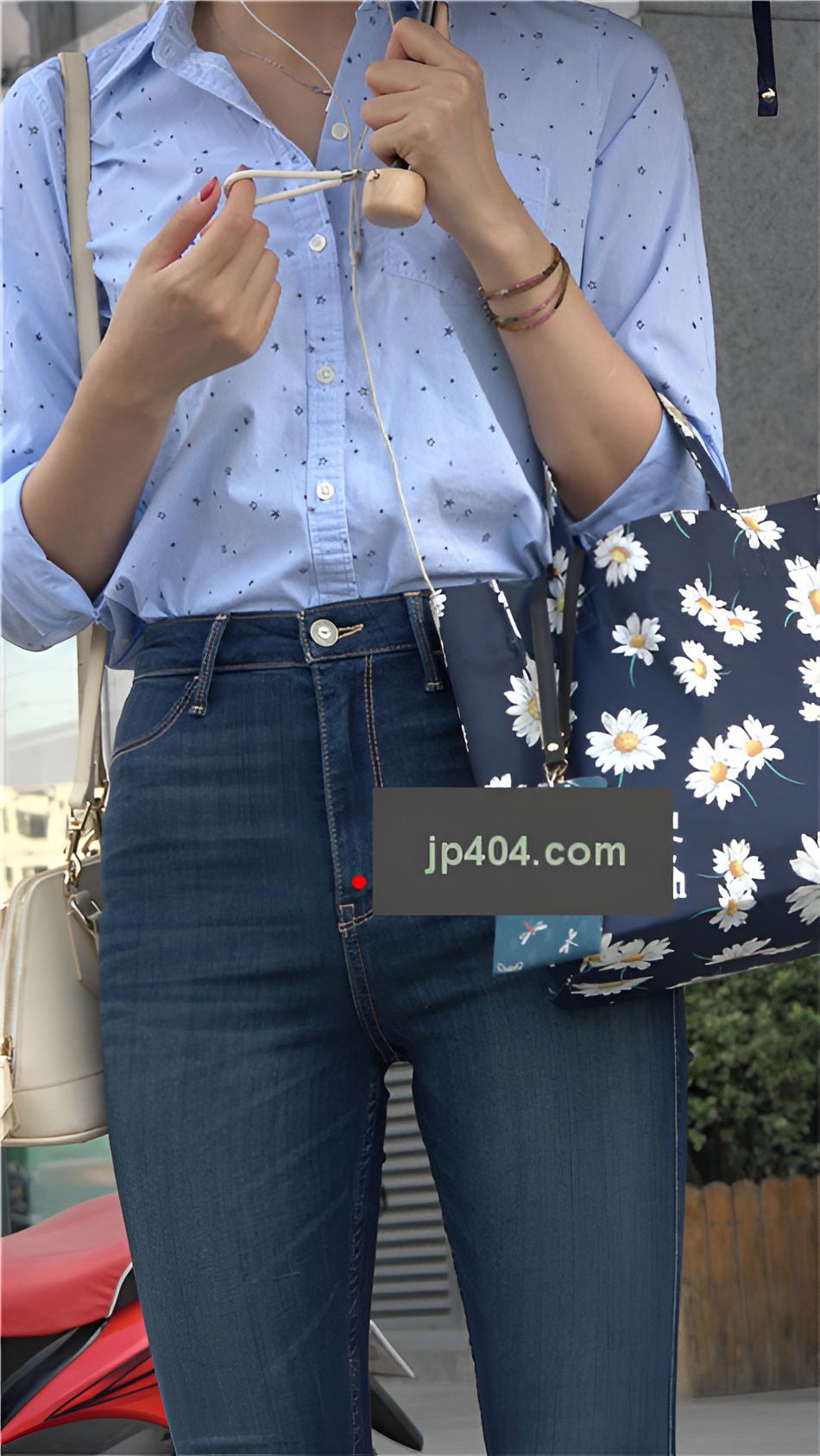 怕晒黑的牛仔女孩[2.85G/MP4]