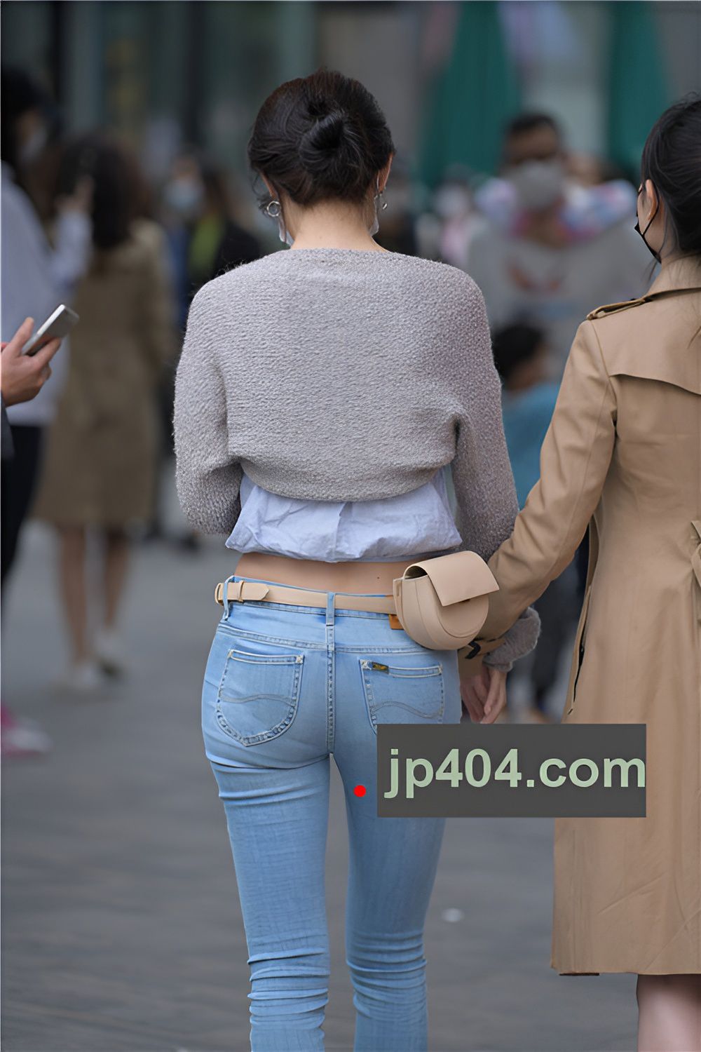 牛仔裤小姐姐(41P)[1022M/JPG]