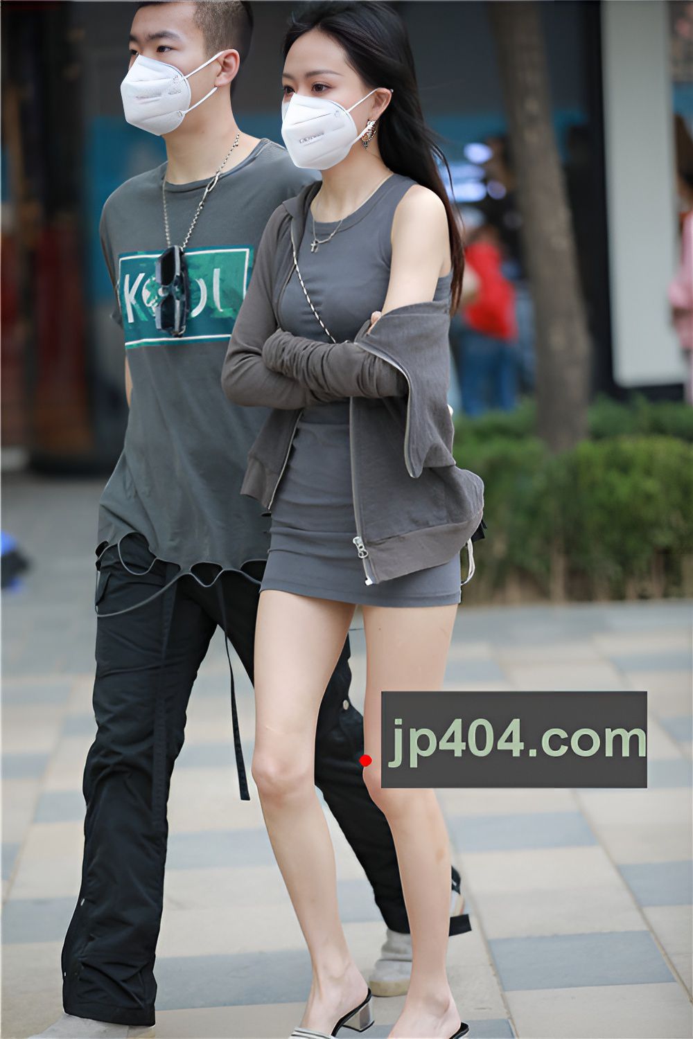 苗条的小姐姐(42P)[454M/JPG]