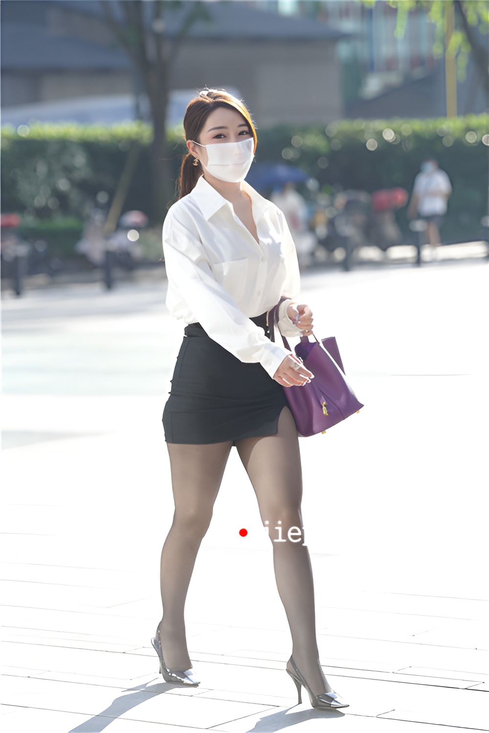 黑丝小姐姐【套图+视频】