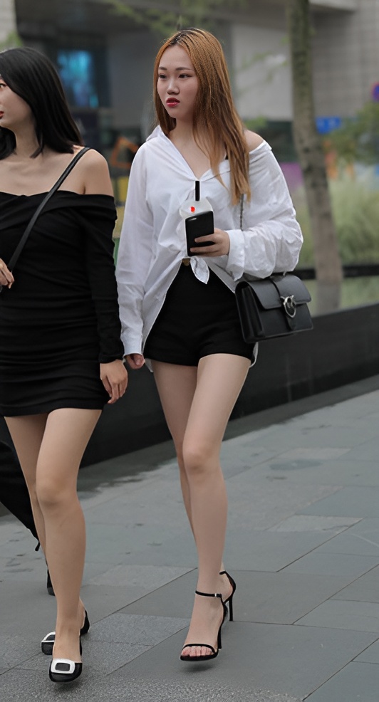 两个漂亮的妹子【套图+视频】 两个漂亮的妹子【套图+视频】