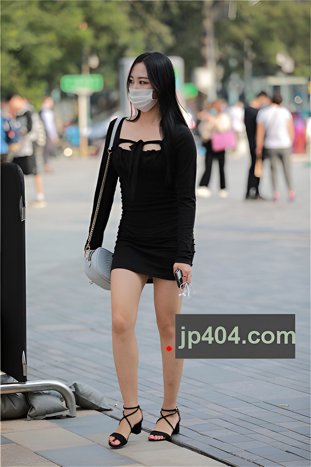 紧身包臀裙妹子【套图+视频】