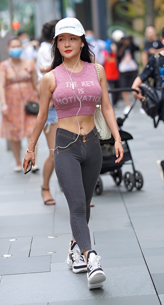 健身的美女【套图+视频】