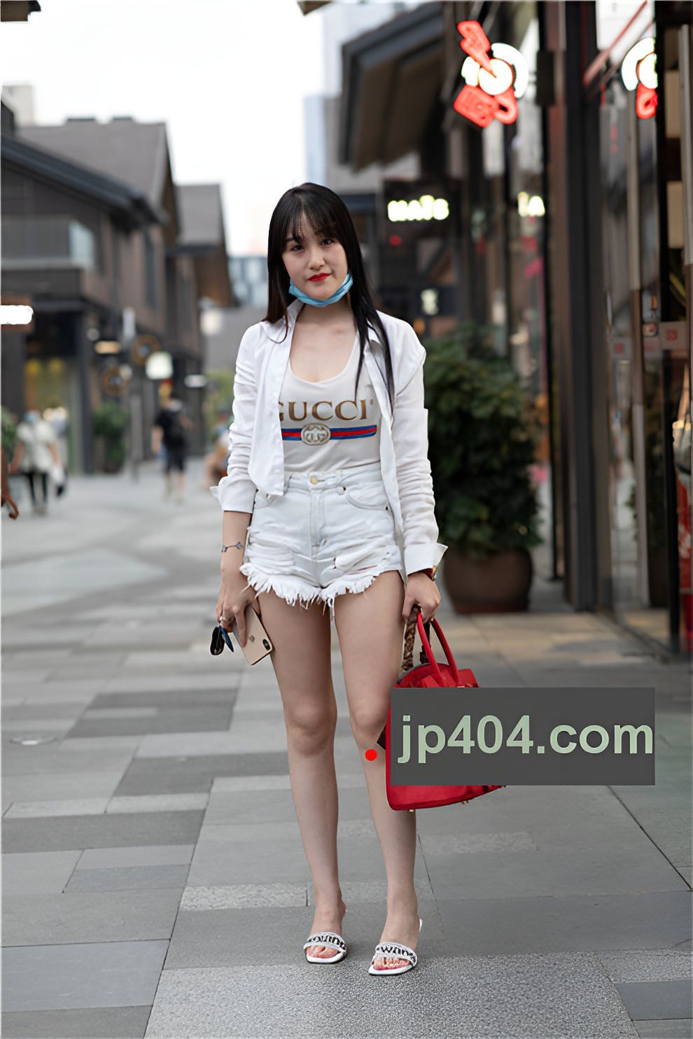 热裤小姐姐【套图+视频】