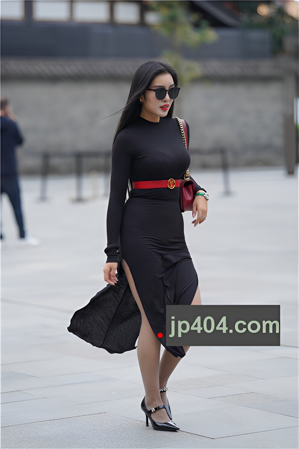黑色紧身裙丰腴美女【套图+视频】