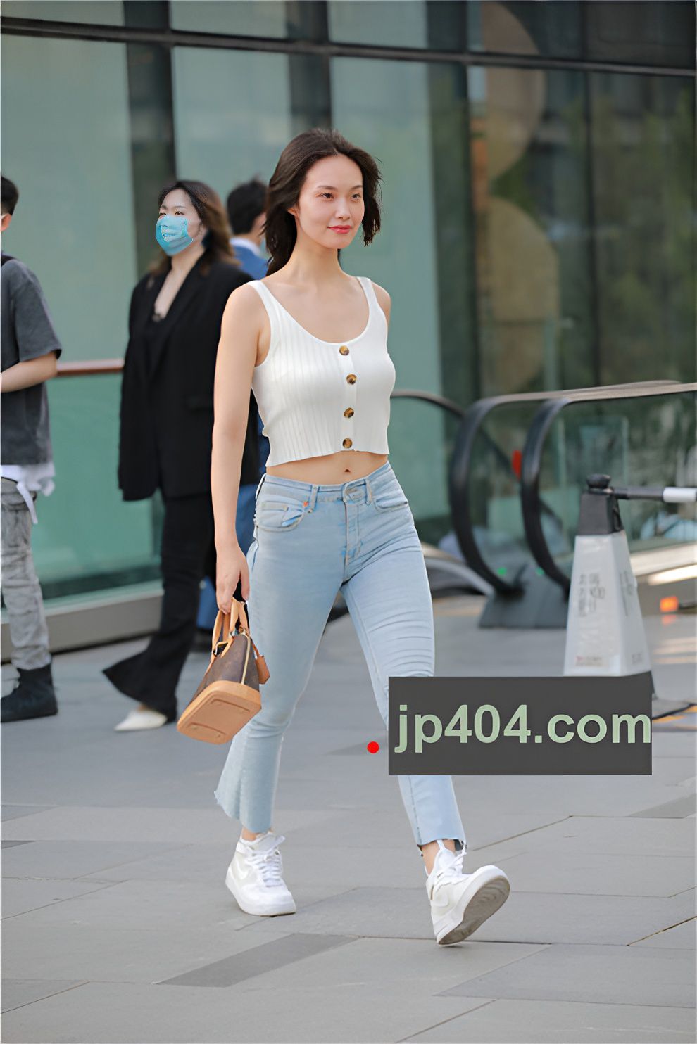 牛仔裤短发小姐姐【套图+视频】