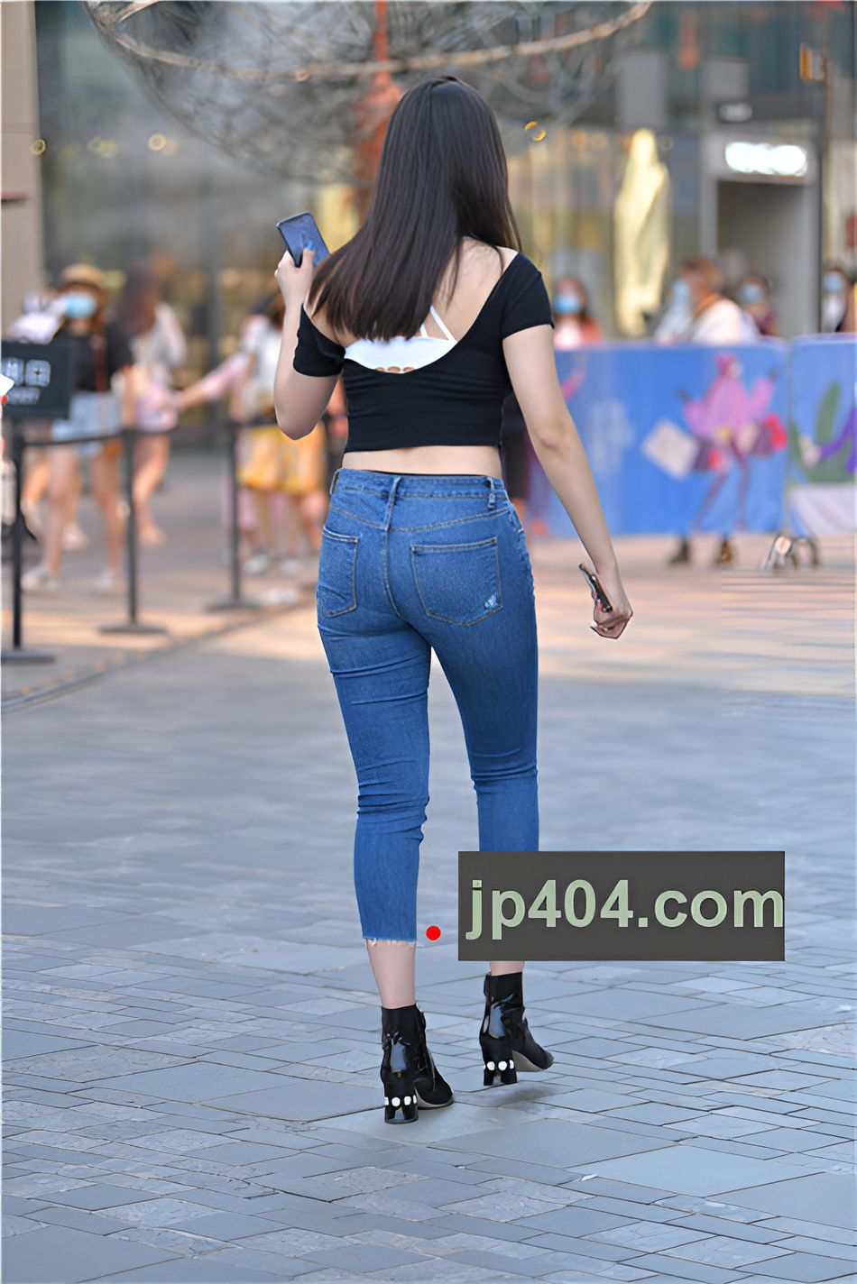 牛仔紧身丰腴女孩【套图+视频】