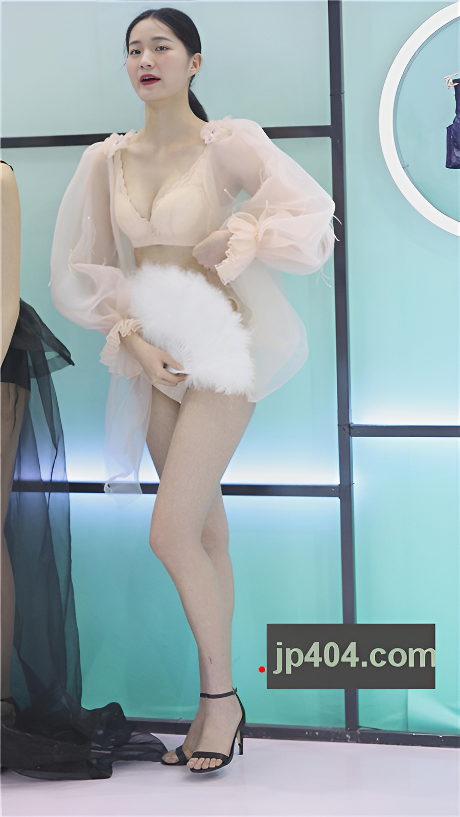 （视频）胸衣模特[5.11G/MP4]