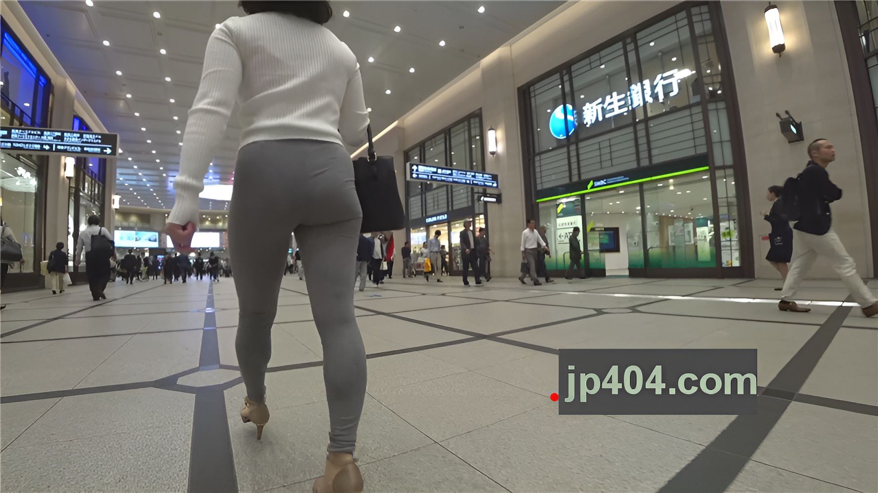 灰色紧身裤高跟OL[1.32G/MP4]