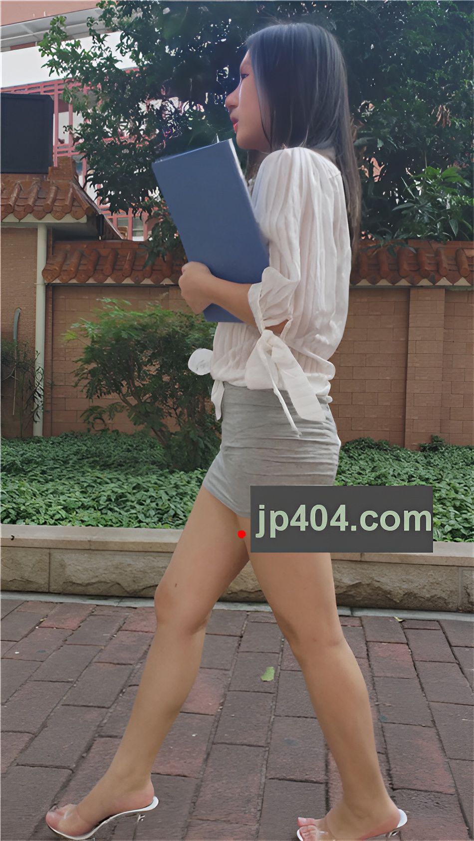 （视频）下班回家[5.51G/MP4]