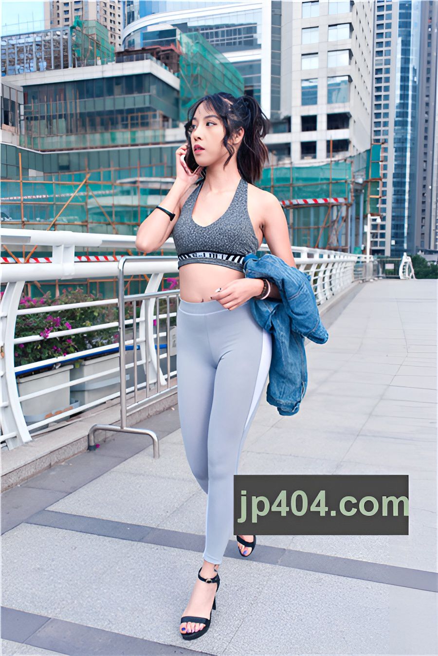 灰色紧身裤小姐姐【套图+视频】