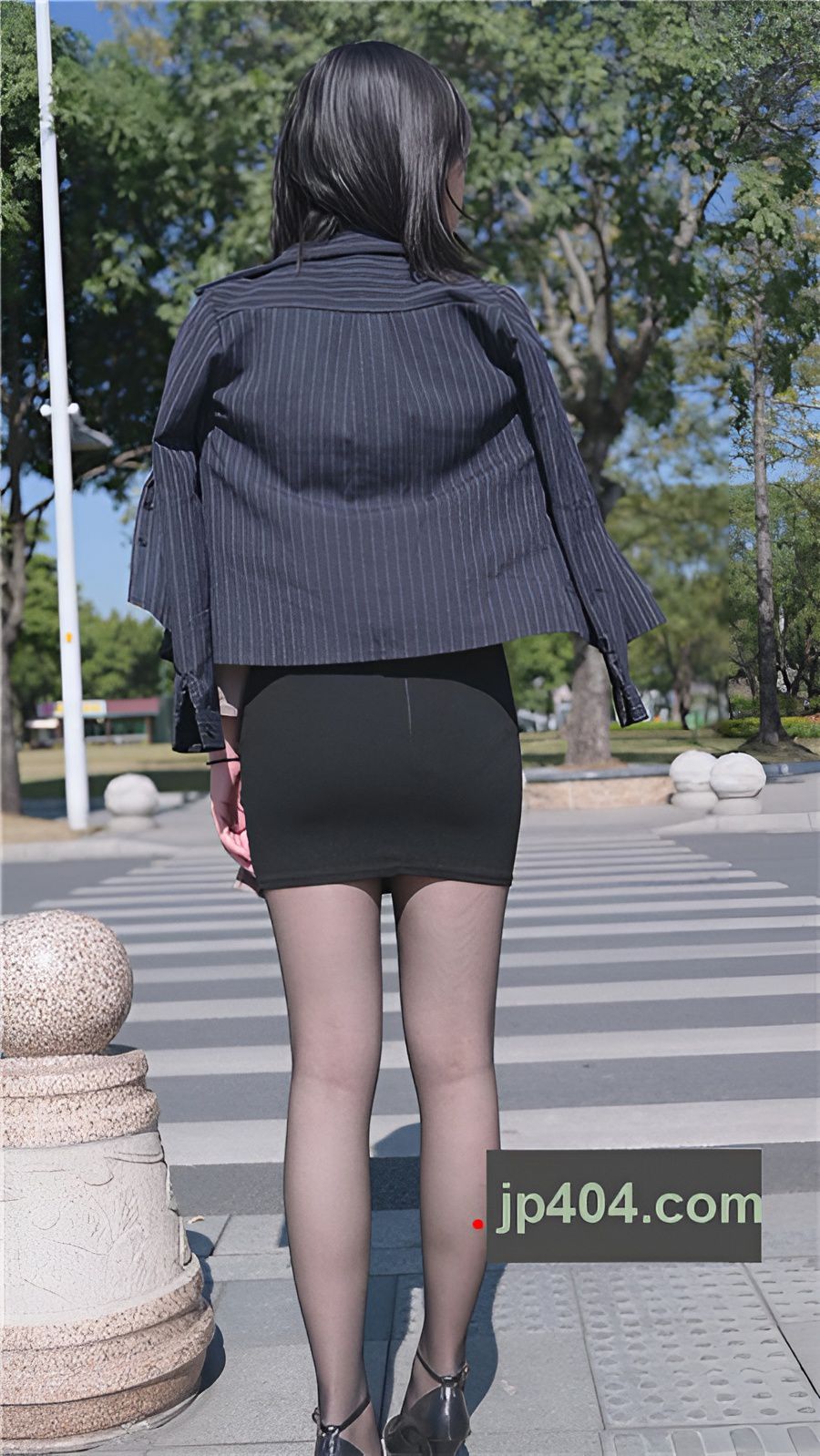 （视频）黑色包臀裙美女[8.04G/MP4]