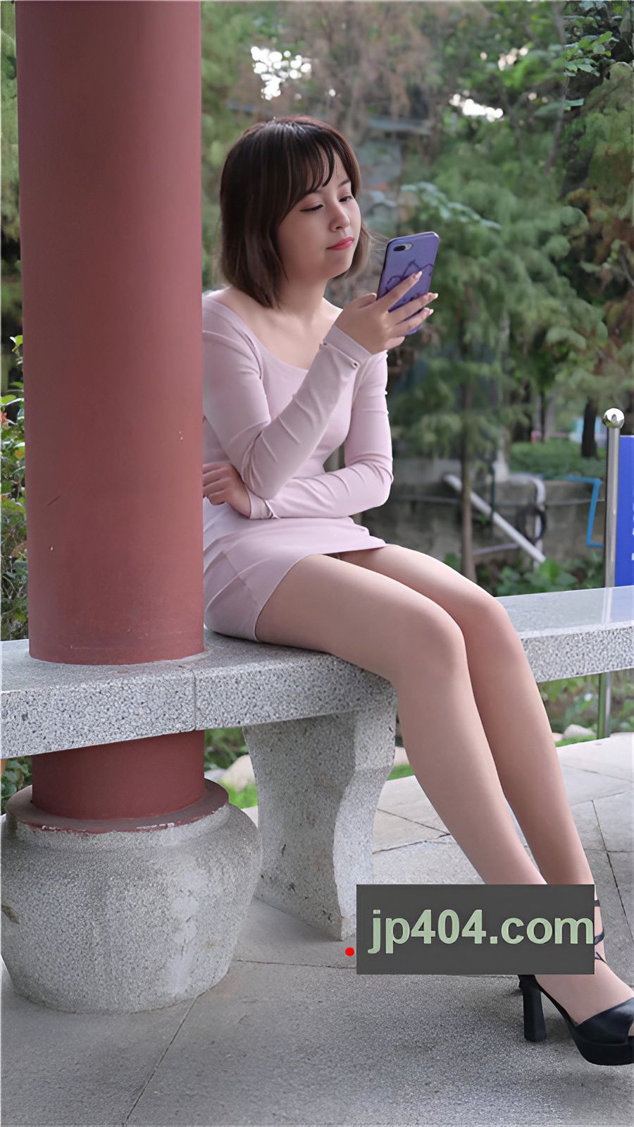 （视频）丝袜美足小姐姐[1.68G/MP4]