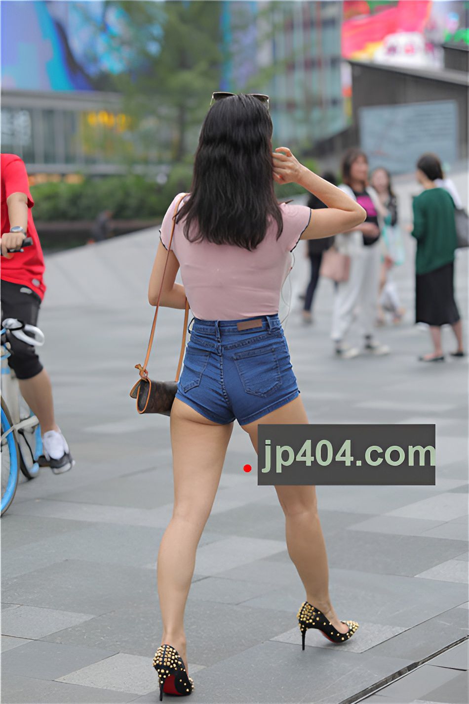 （套图）热裤美女(344P)[3.14G/JPG]