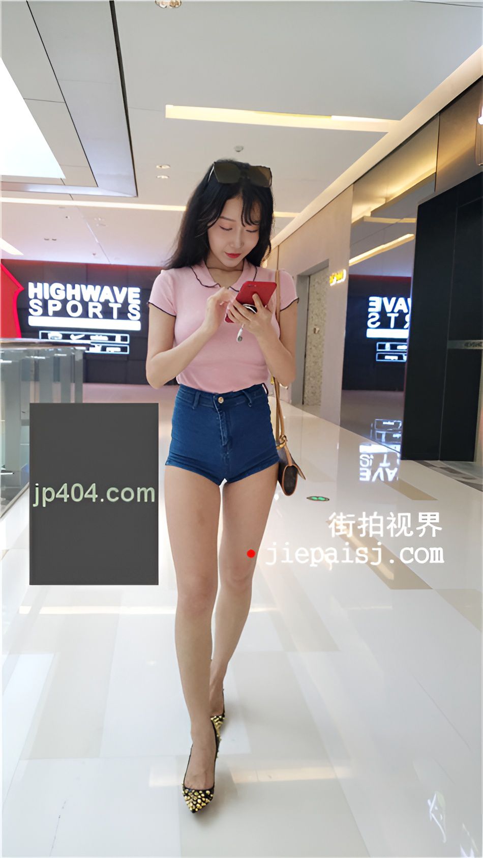 （视频）热裤美女 [4.53G/MP4]