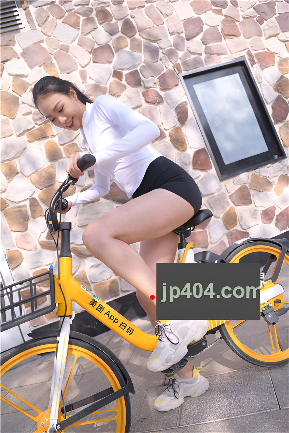 （套图一）冬日里的一缕阳光(684P)[13.1G/JPG]