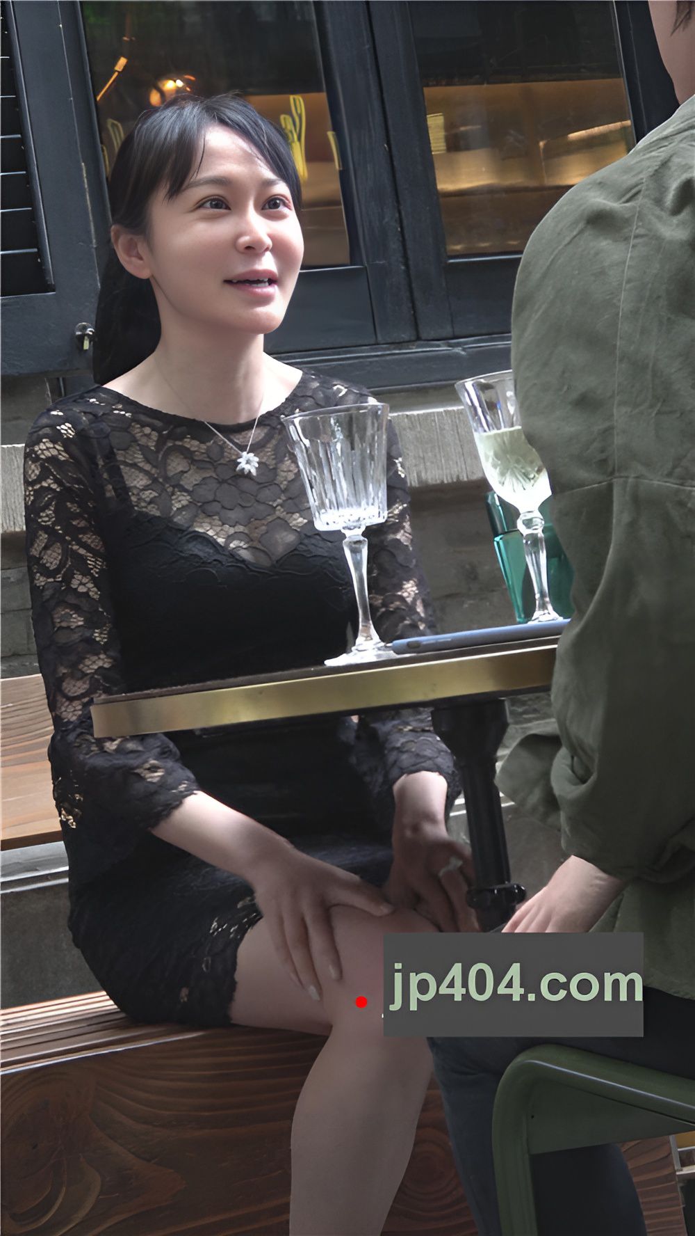 连体镂空包臀裙[1.4G/MP4]