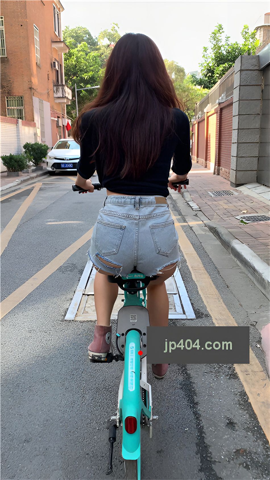 （视频）热裤女孩[8.03G/MP4]