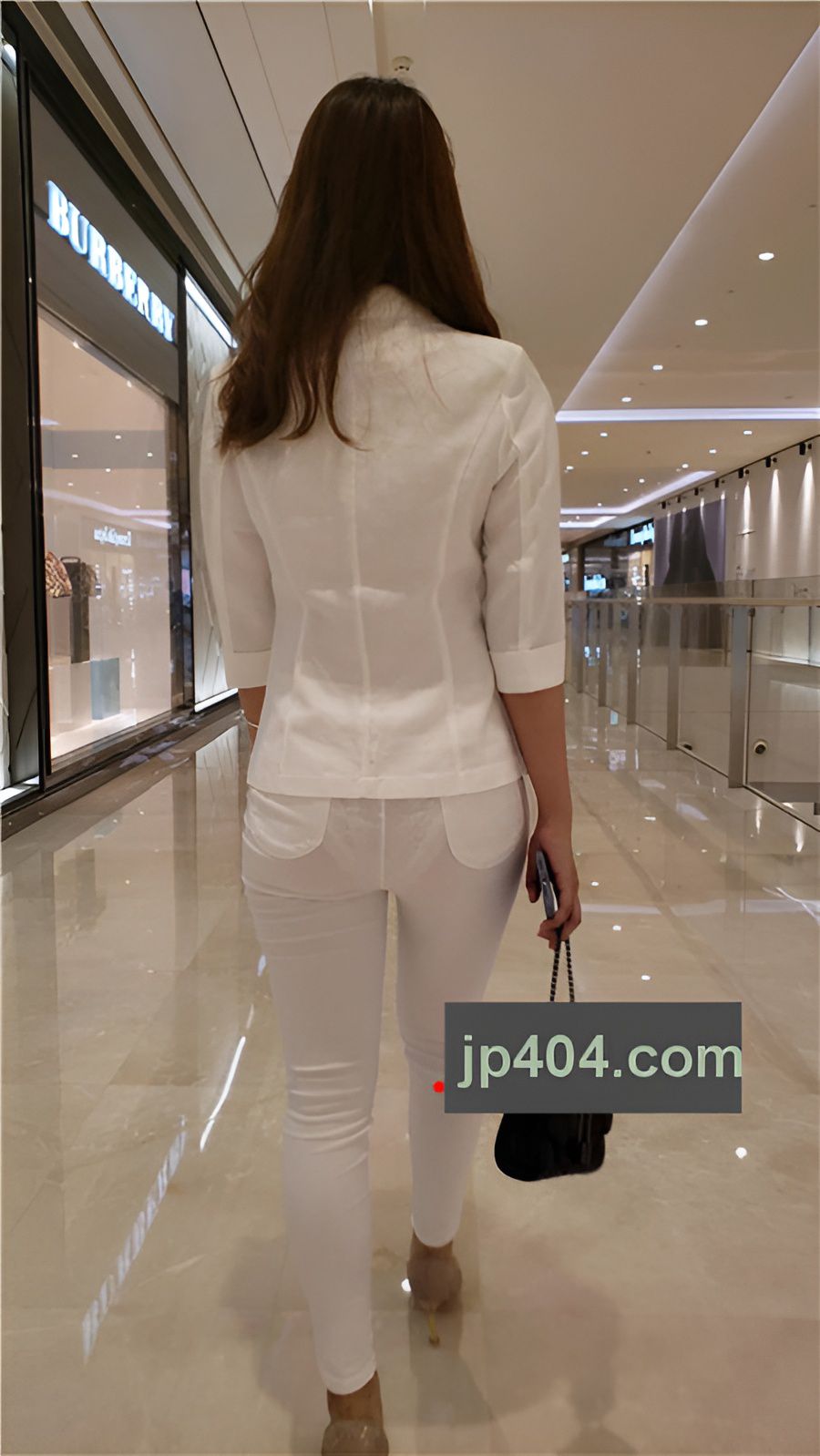 （视频）紧身白裤[10.45G/MP4]