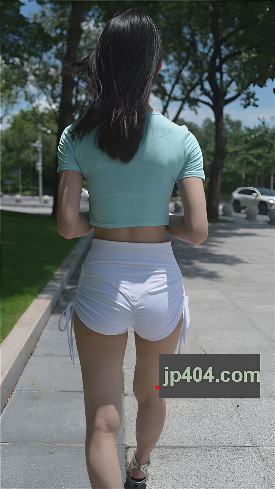 （视频）小青白色热裤[5.66G/MP4]