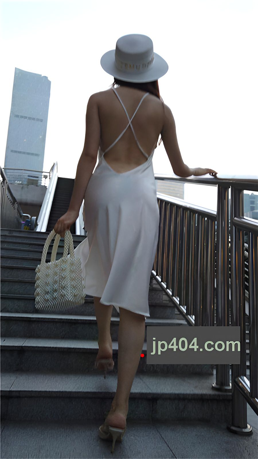 （视频）第二季-白色裙装小姐姐[6.98G/MP4]