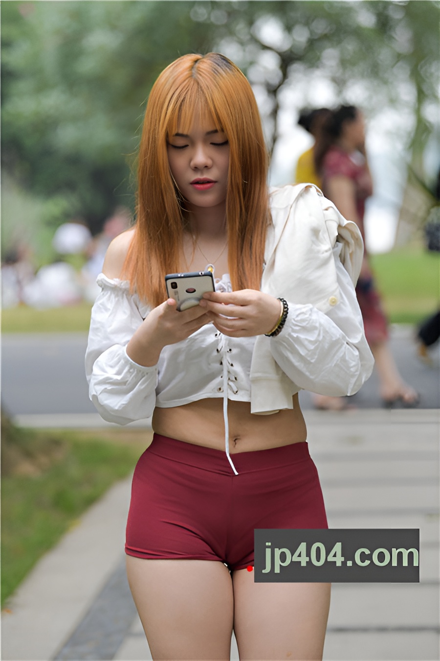 超紧红色热裤 【套图+视频】