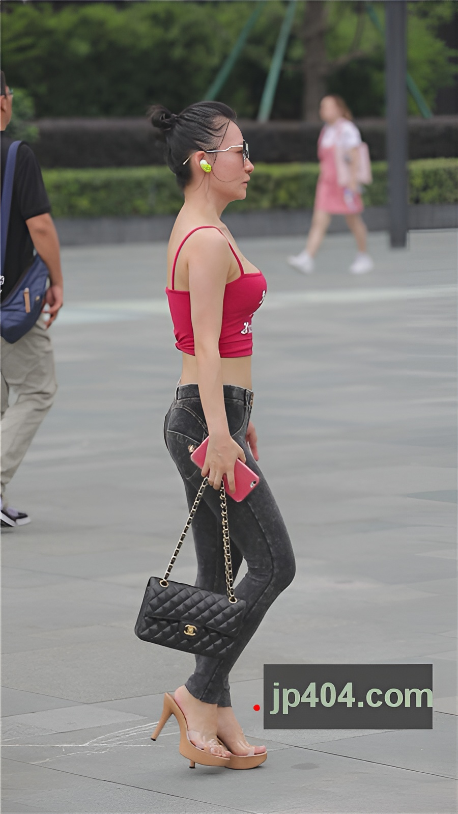 要怎样陪着你走过黑夜 【视频】