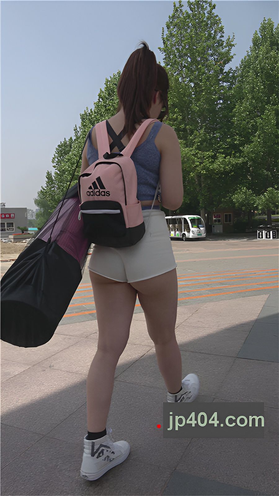 （视频）丰腴月牙小姐姐[14.1G/MP4]