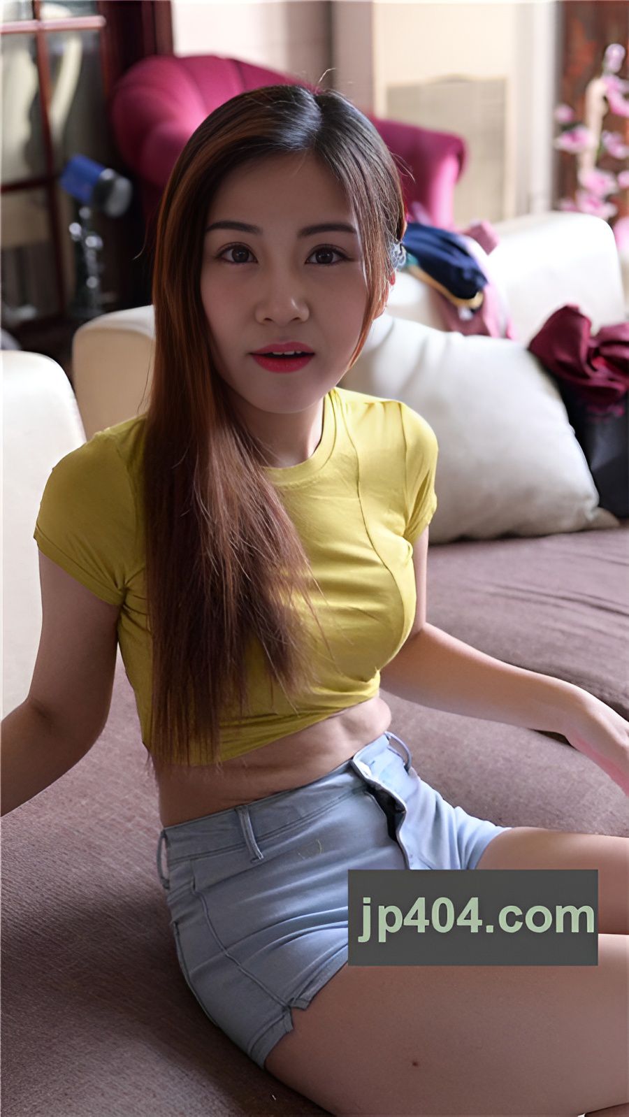 模拍漂亮的牛仔热裤露腰小美女（二）[3.23G/MP4]