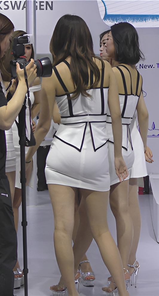 白色包屯紧身裙小姐姐[3.03G/MP4]