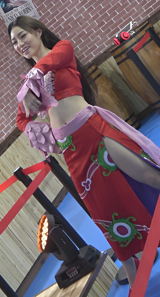 漂亮的美女[703M/MP4]