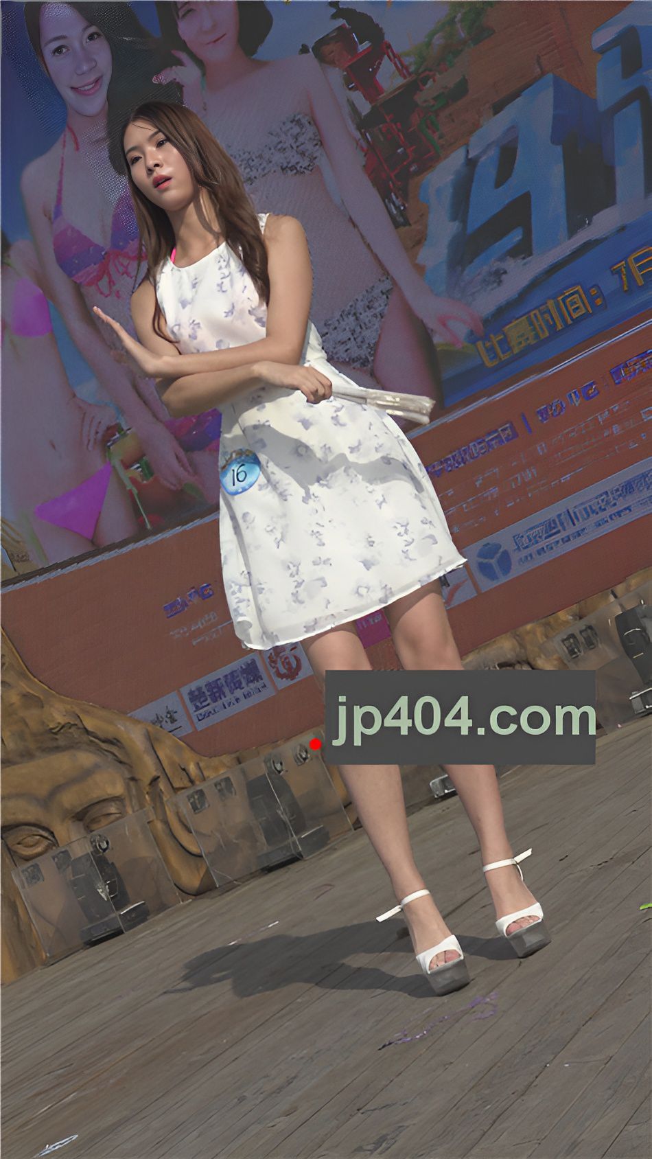 漂亮的白裙女孩[578M/MP4]