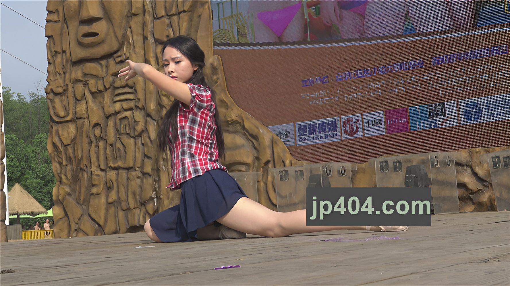 跳舞的女孩[562M/MP4]