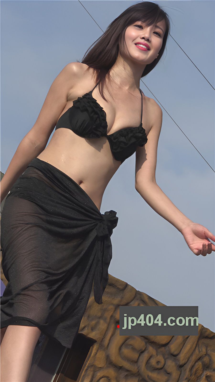 漂亮的比基尼小姐姐[1.93G/MP4]