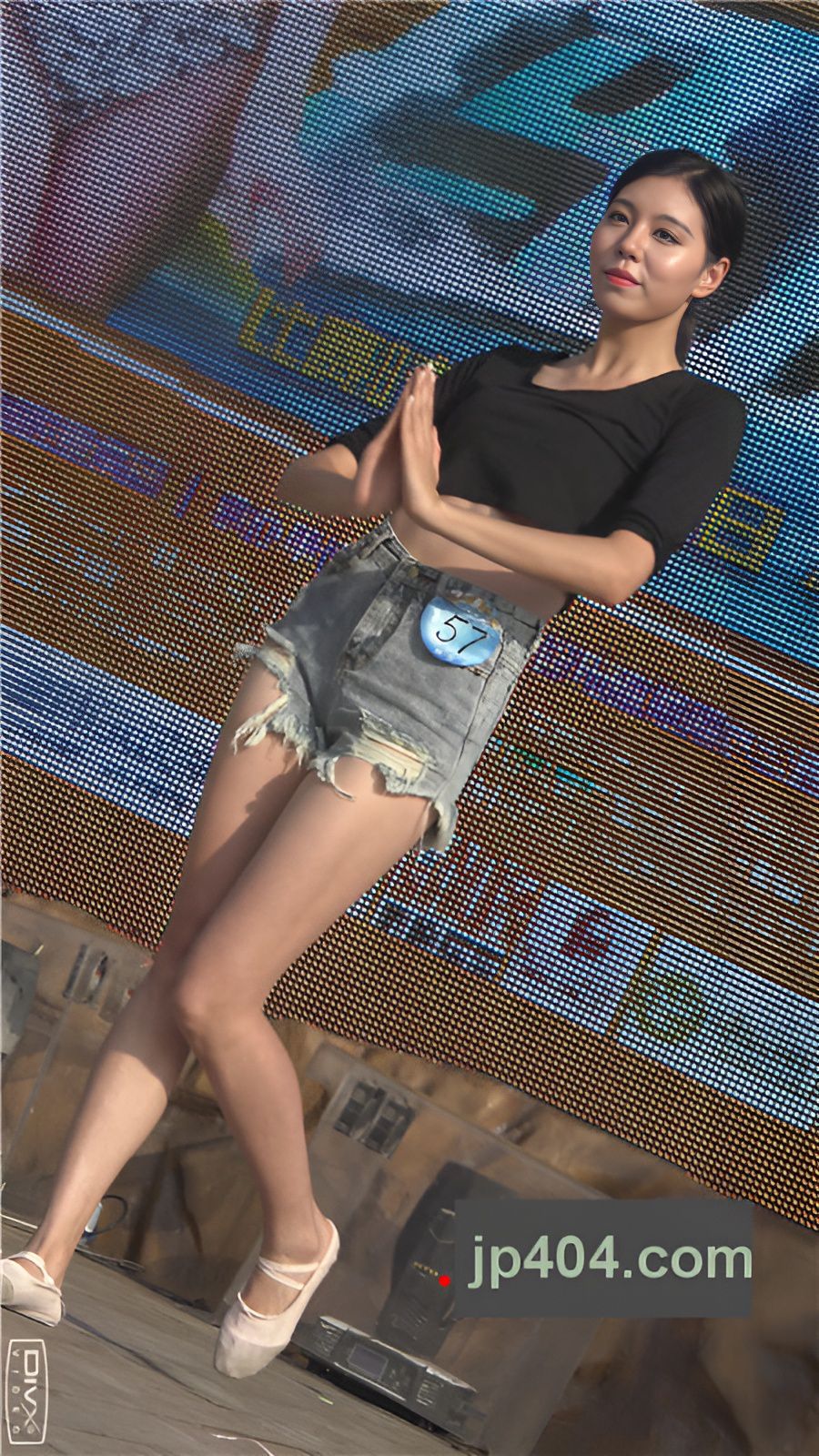 高校泳装秀赛前才艺表演[1.15G/MP4]